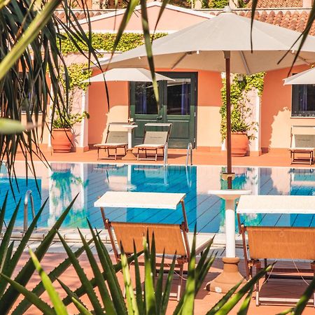 Villaggio Cala Ginepro Resort & Spa Orosei Exterior photo